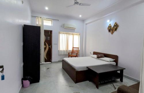 Udaipur Apartment | CHOUDHARY WHITE HOUSE Udaipur