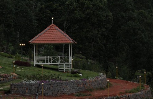 Kotagiri Hotel | Chow Chow Valley Resort