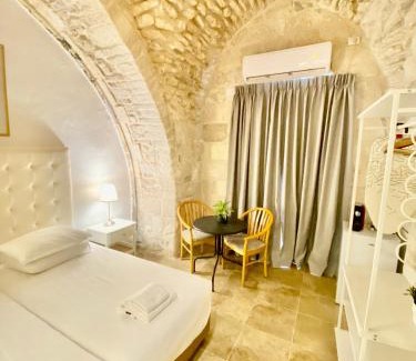 Old City Apartment | Christian Quarter Studio I