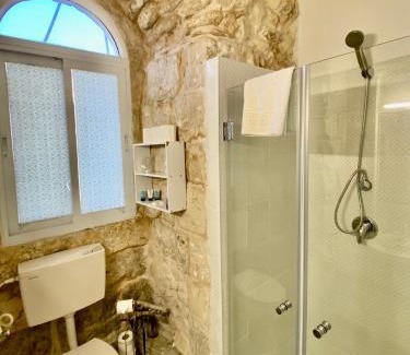 Old City Apartment | Christian Quarter Studio I