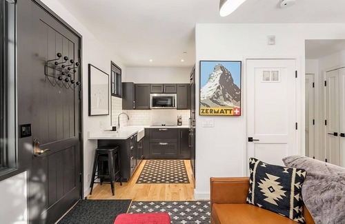 West End Condo | Christiana Lodge 102A | Studio in Aspen with Hot Tub access