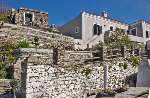 Tinos House | Christie s house