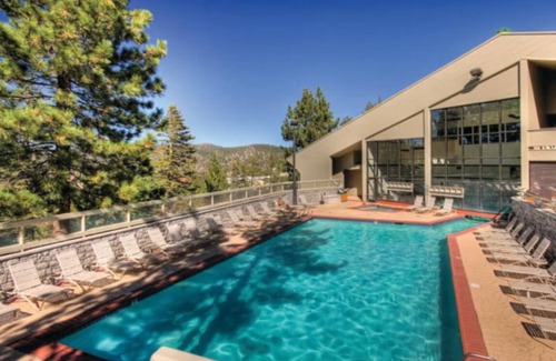 Tahoe Village Condo | CHRISTMAS @ Heavenly SKI IN/OUT! 1-bedroom condo @ The Ridge Tahoe Dec 21st-28th