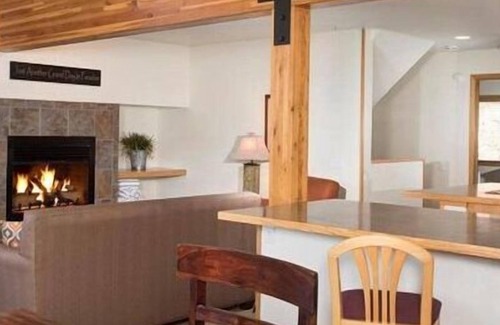 Baldy Mountain Resort | Christmas in Breckenridge! Dec. 22-29 2 units with lock off and garage!