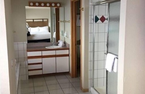 Baldy Mountain Resort | Christmas in Breckenridge! Dec. 22-29 2 units with lock off and garage!