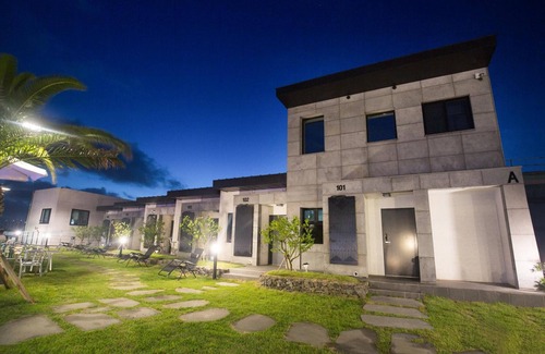 Jongdal-ri Apartment | Christmas Resort