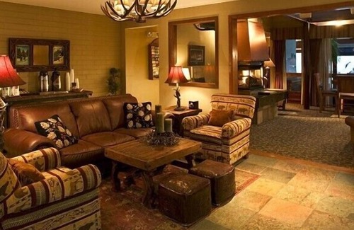 Vail Condo | Christmas Week! 2-Bedroom, 2-Bath Condo with Full Kitchen, Heated Pool & Spa.