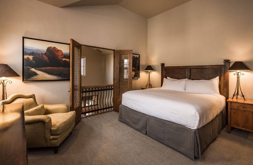 Pronghorn House | Christmas Wonderland - Special 7 nights for the price of 5