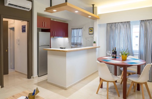 Rafina-Pikermi Apartment | CHROMA Lodge Rafina