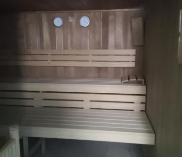Levernois Apartment | Chtibourguignon, Appartement dans très agréable résidence avec piscine chauffée et sauna