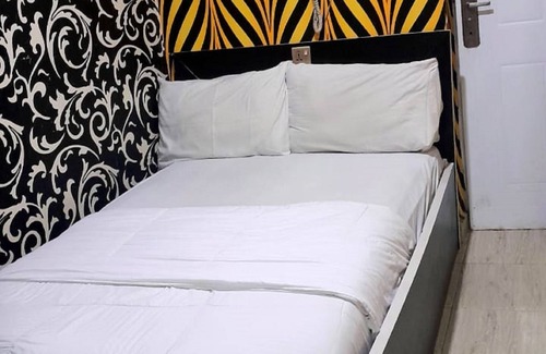 Ikeja Hotel | Chukzie Suites & Apartments
