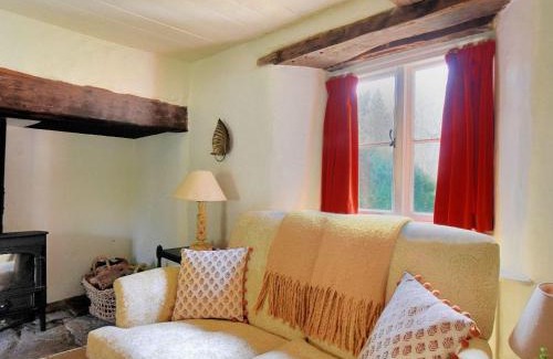 Whitchurch Canonicorum House | Church Cottage