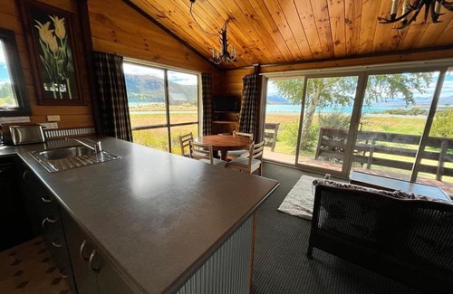 Lake Tekapo House | Church House Beside the Lake