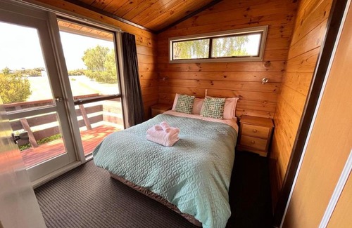 Lake Tekapo House | Church House Beside the Lake