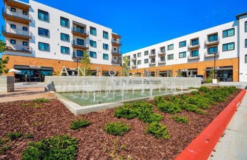 Menlo Park Apartment | Churchill Living at Anton Menlo