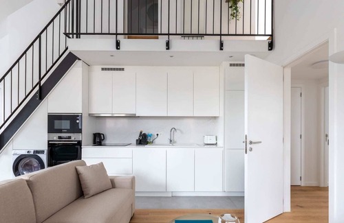 Ukkel Apartment | Churchill VI - Three Bedroom Apartment, Sleeps 8