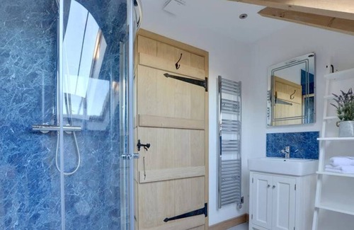 Stone in Oxney House | Churchlands in the beautiful Tenterden