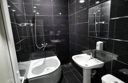 Tbilisi Hotel | chveni sakhli