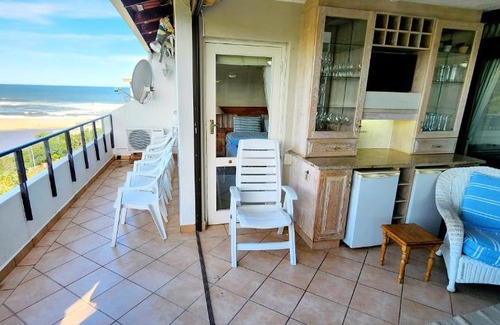 Ramsgate Beach Apartment | Cicada 5 - 8 Sleeper - Overlooking Ramsgate Lagoon!