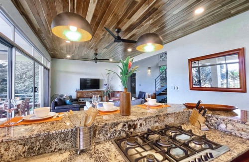 Lagunas de Baru Villa | Cielito Lindo - Ocean Views, Pool, Close to Beach!