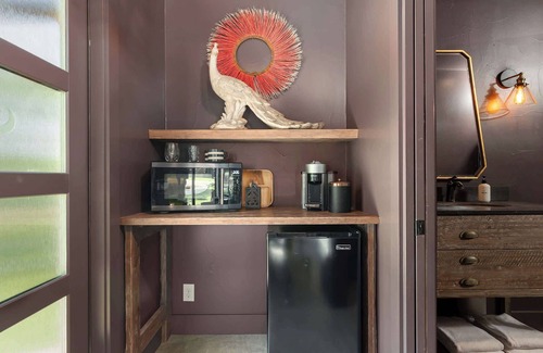 Fredericksburg Cabin | Cielo at Ololo, Hot tub, Outdoor shower, Fire Pit!
