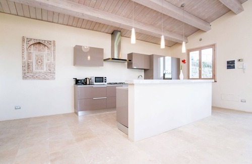 Trequanda Villa | Cignella Villa Falco in resort with pool
