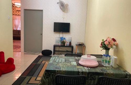 Kampung Batang Benar House | Cikgu Me Homestay