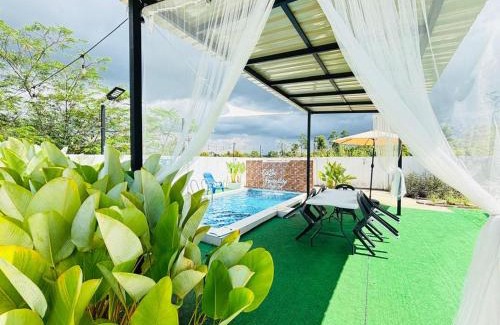 Setiu House | Cikyu Homestay Private Pool Setiu
