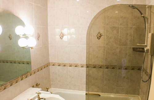 Whitland Other | Cilpost Farmhouse - Indoor Heated Pool