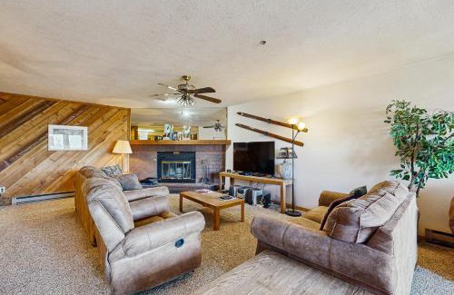 Historic District Apartment | Cimarron #305