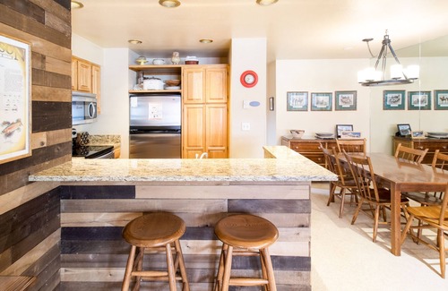 Telluride Condo | Cimarron Lodge 22 by AvantStay | Ski-In/Ski-Out Property w/Two Hot Tubs!