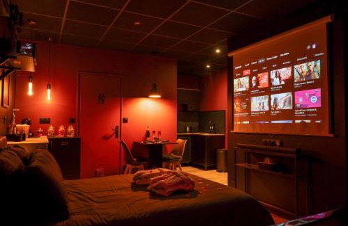 Haussonville-Blandan-Mon Desert-Saurupt Apartment | Ciné'Room, votre suite cinéma et spa à Nancy