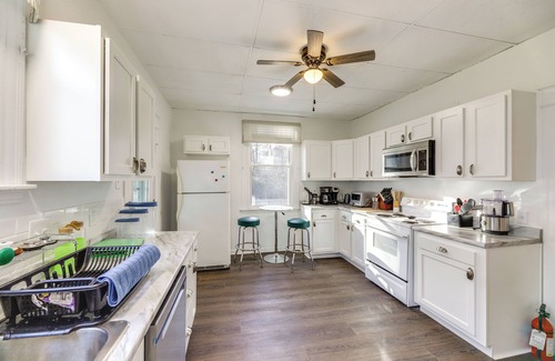 Covington House | Cincinnati Area Vacation Rental ~ 3 Mi to Downtown