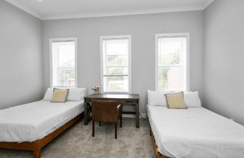Mount Auburn House | Cincy Comfort Retreat