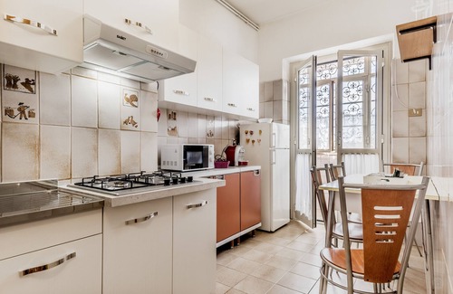 Quartiere XXIV Don Bosco Apartment | Cine City appartament (near Metro line C stop Alessandrino)