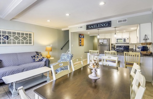 Midtown Ocean City Apartment | Cinnamon Teal 9 - Newly Updated, 1/2 Block to Beach on 75th St!