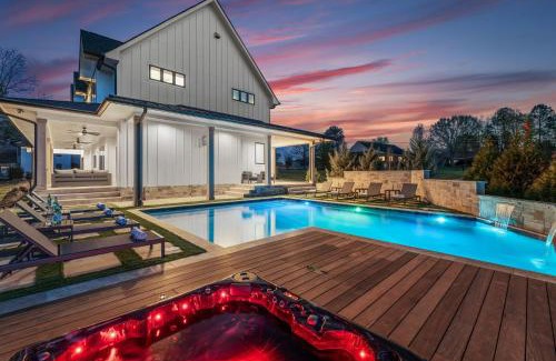 Denver House | Circle Hollow