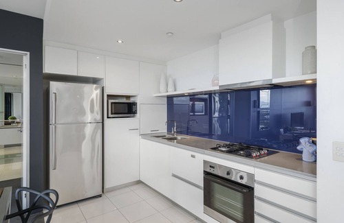 Surfers Paradise Apartment | Circle on Cavill – 1 Bed + Study Hinterland View
