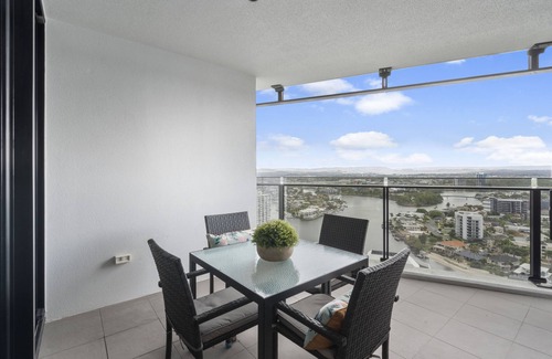 Surfers Paradise Apartment | Circle on Cavill – 1 Bed + Study Hinterland View