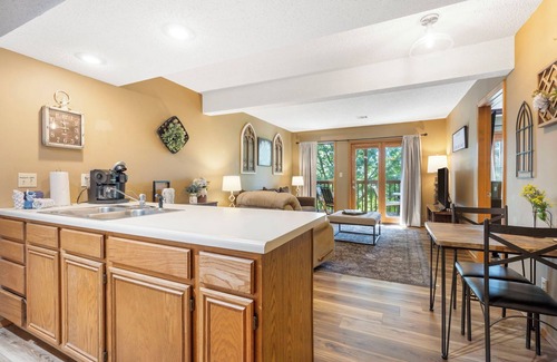 Notch Estates Condo | Circle Retreat Duo | 2 Units w/Shared Amenities