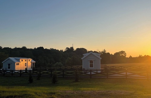 Knox County Cabin | Circle T Mini Farms
