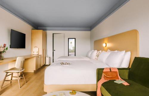 West Kissimmee Hotel | Cirrus