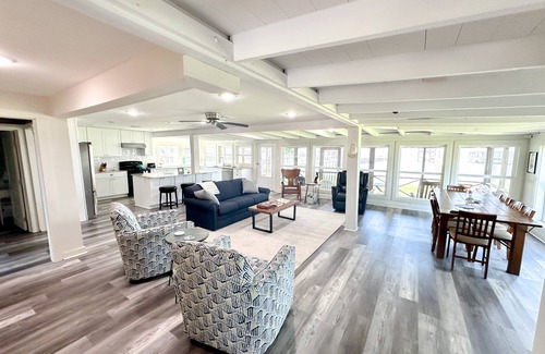 Creole Cabin | Cissie by the Sea 2.0 - Newly Remodeled w/Best Wharf at Hebert's Landing!
