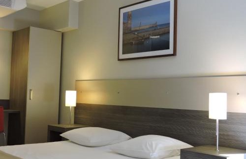 Saint-Jean-de-Vedas Hotel | Cit'Hotel Hotel Prime - Montpelier Ouest -Saint Jean de Vedas