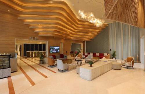 Gandhi Nagar Hotel | Citadel Sarovar Portico Bengaluru