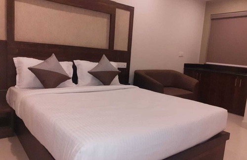Manapakkam Hotel | Citi Luxe