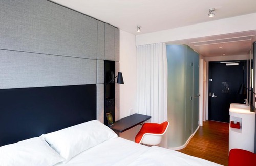 Historic Core Hotel | citizenM Los Angeles Downtown