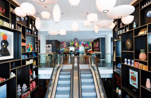 Parc-Nord Hotel | citizenM Paris La Défense