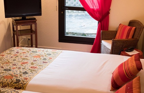 Pont-Aven Hotel | Citotel La Chaumiere Roz Aven