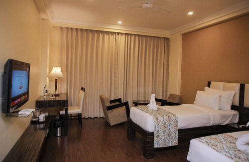 Vadanemelli Hotel | Citrus Classic Mambakkam Chennai